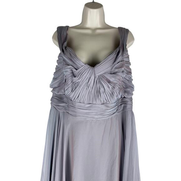 Mac Duggal Off The Shoulder Ruched A Line Gown Pearl Gray Size 18 - Picture 7 of 16